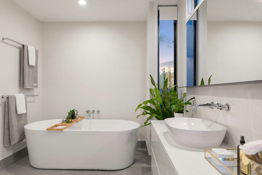 Revêtement Microbond sur mur intérieur.